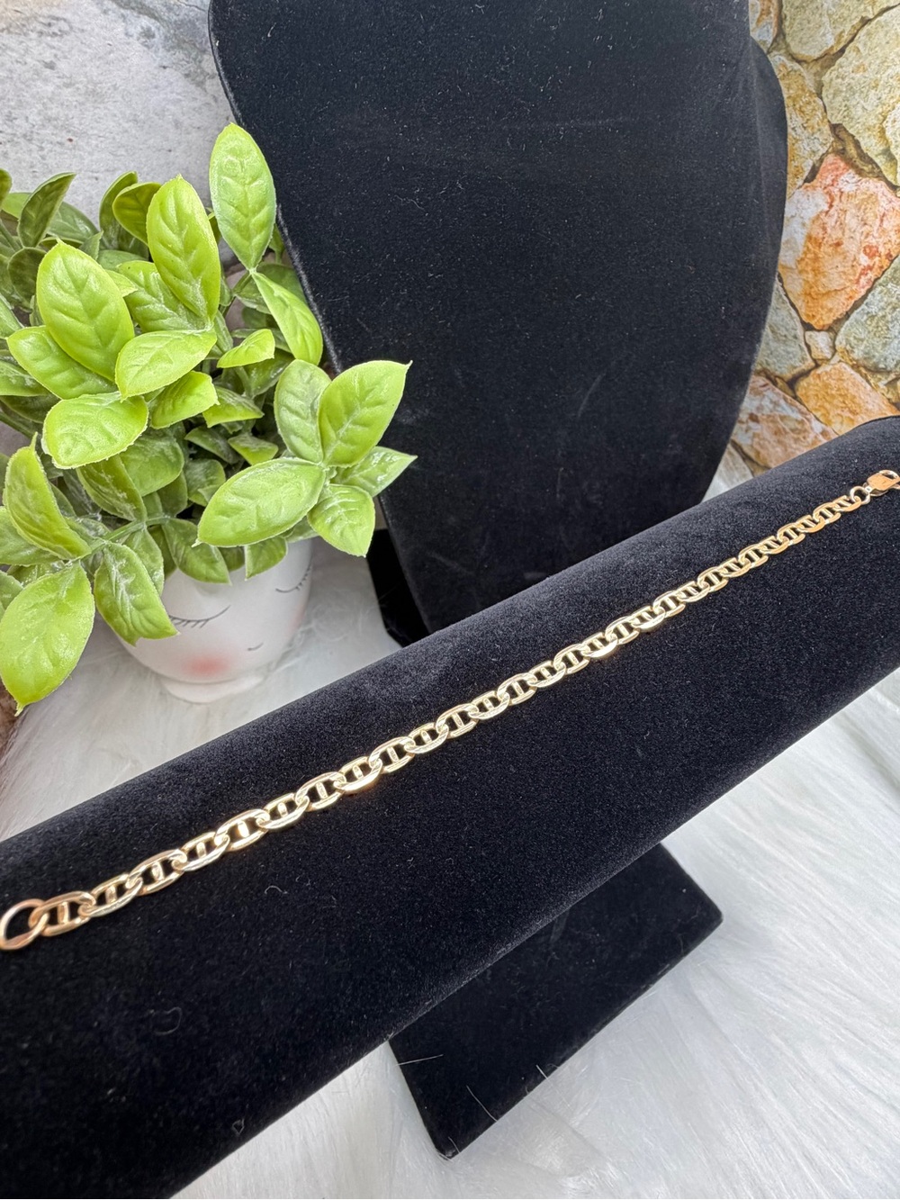 14k Yellow Gold Chain and 10k Yellow Gold bracelet - Picture 4 of 7